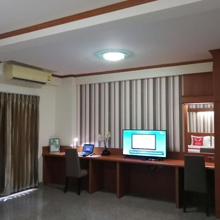 The Route Sriracha Hotel And Residence Ban Laem Chabang Εξωτερικό φωτογραφία