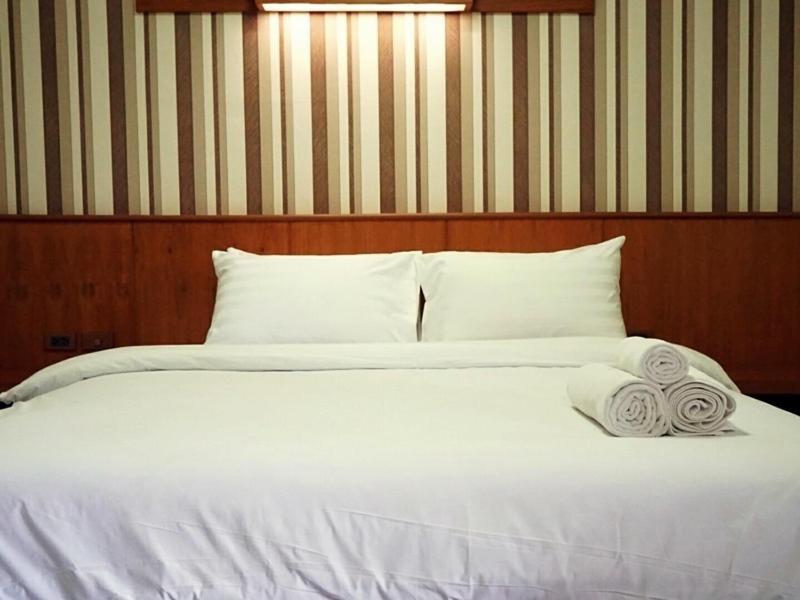 The Route Sriracha Hotel And Residence Ban Laem Chabang Εξωτερικό φωτογραφία