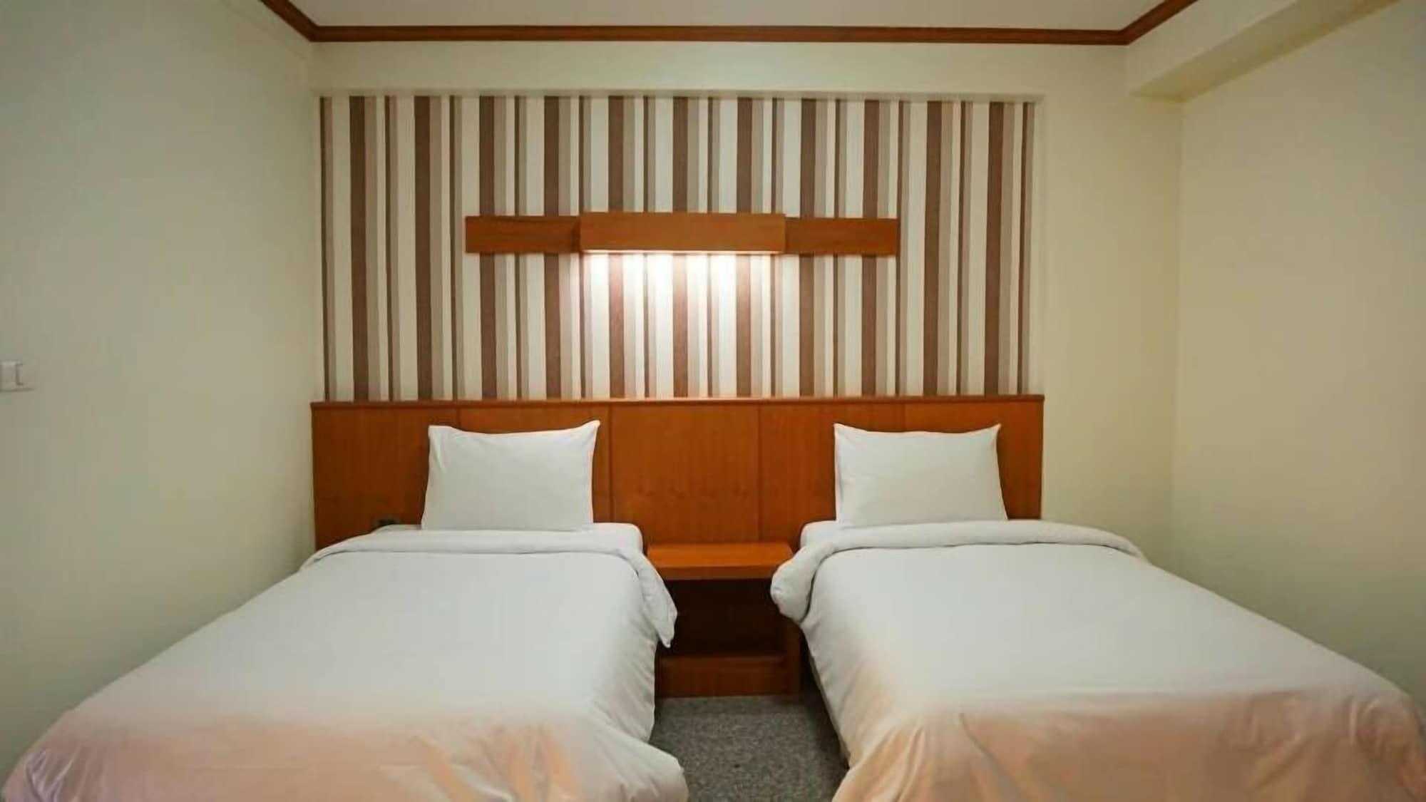 The Route Sriracha Hotel And Residence Ban Laem Chabang Εξωτερικό φωτογραφία
