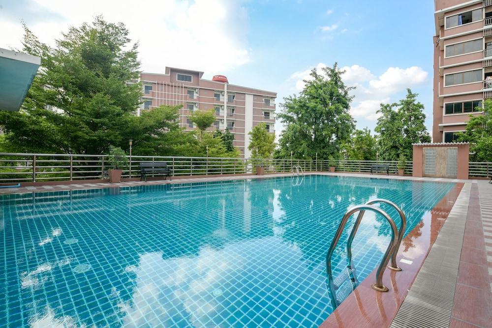The Route Sriracha Hotel And Residence Ban Laem Chabang Εξωτερικό φωτογραφία